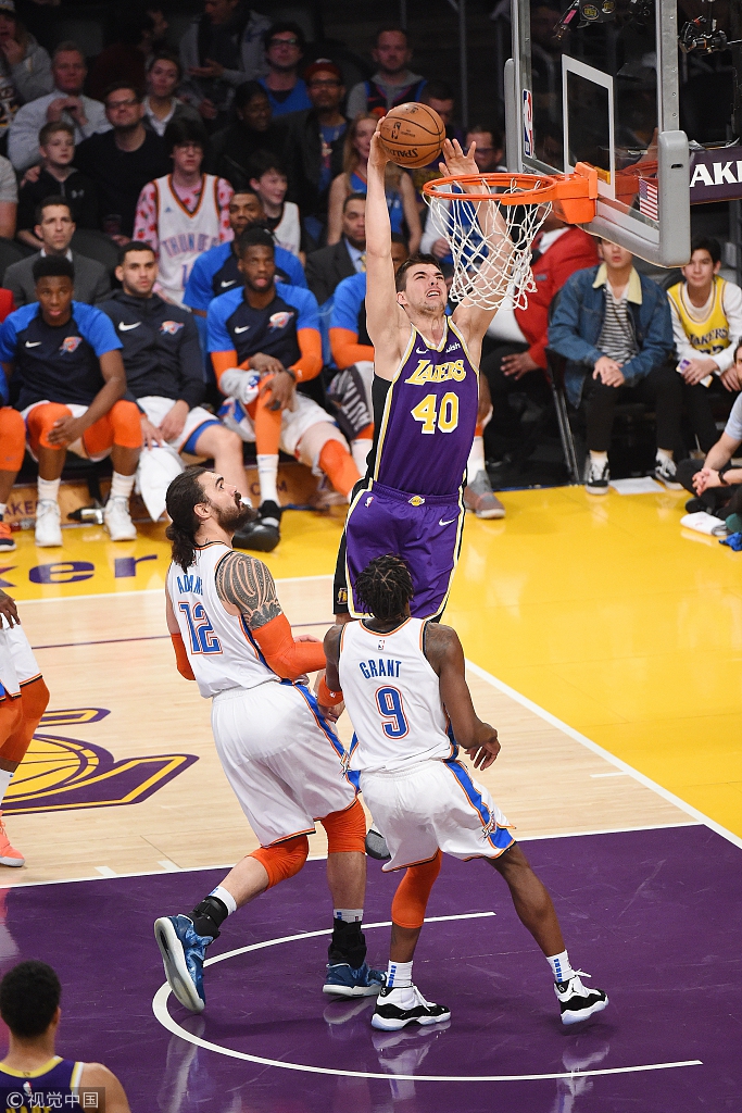 者在商店中 者在商店中