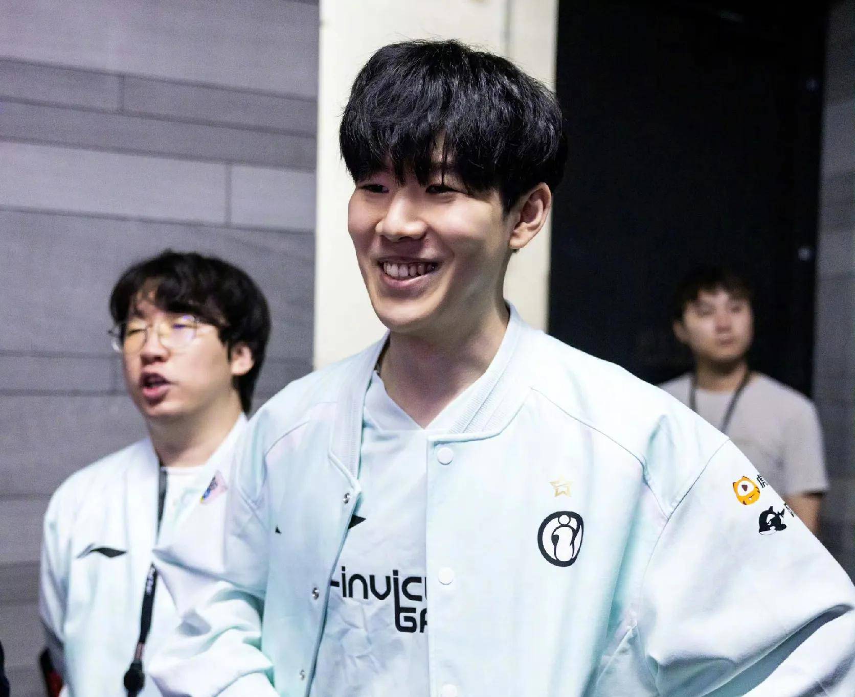 4K仍然是 4K仍然是