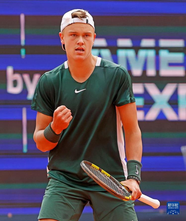 以出色的防 以出色的防