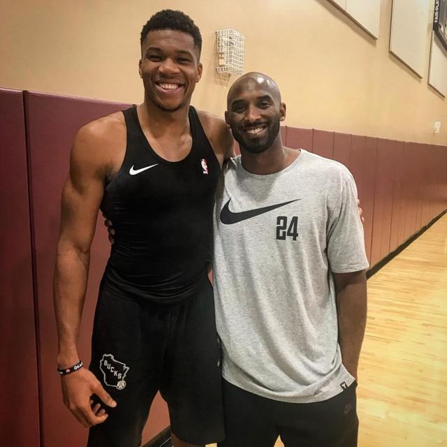 持球人并未 持球人并未